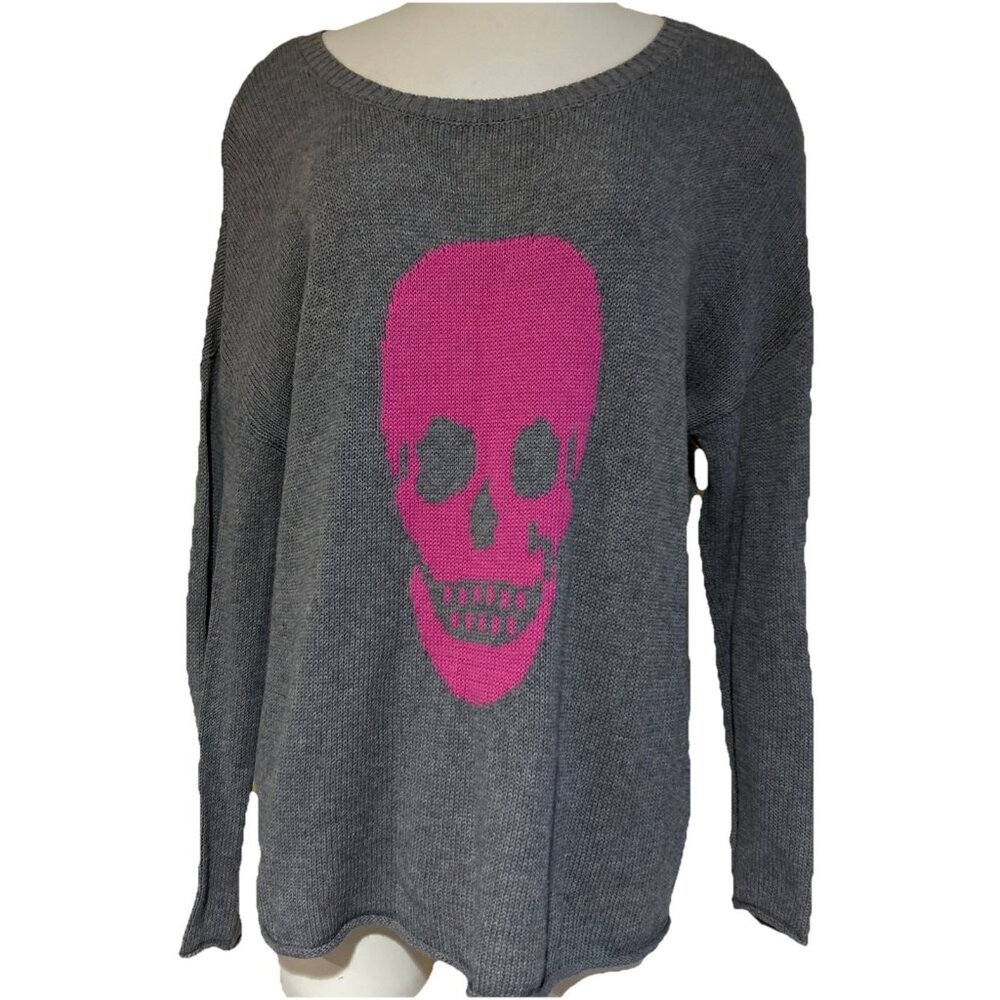 Pink Pineapple Cotton Skull Gray Sweater Size Medium Goth Cottage Fairy $118